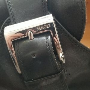 Bruno Magli Genuine leather buckle shoe